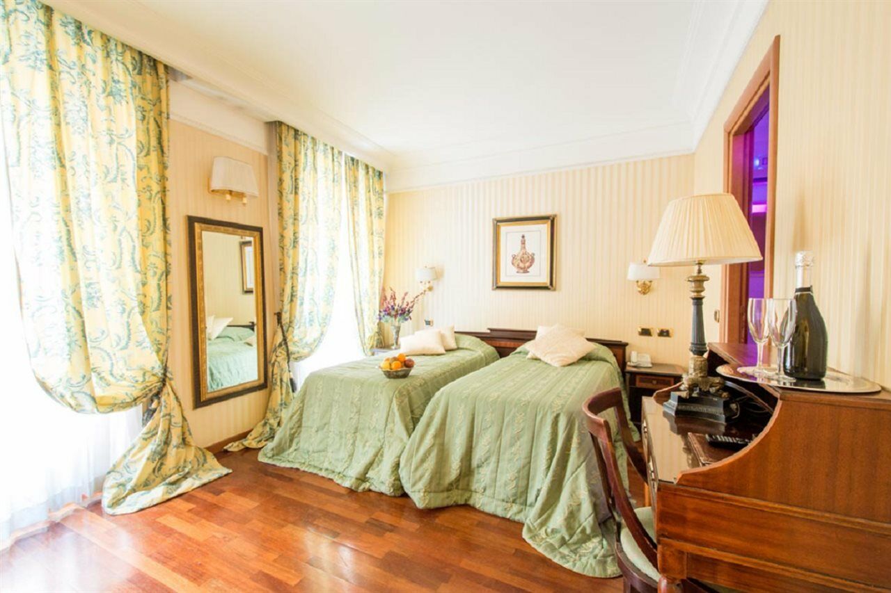 Cecil Hotel Rom